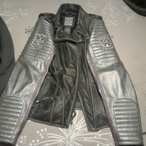 Women's Harley Davidson leather jacket